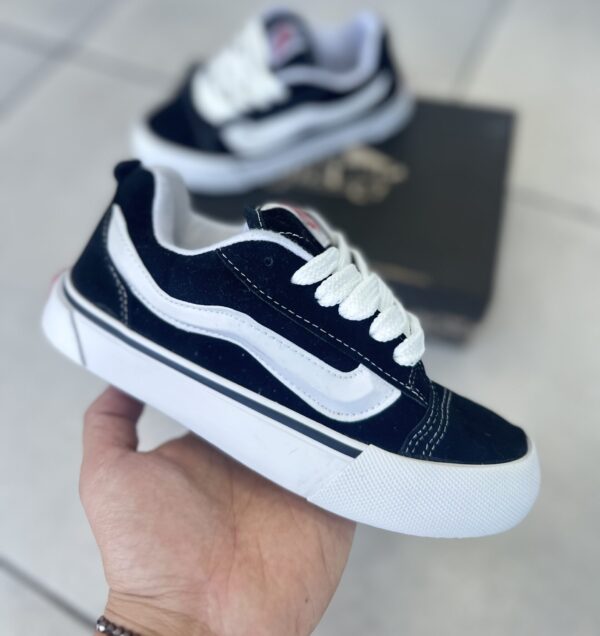 VANS KNU Negra