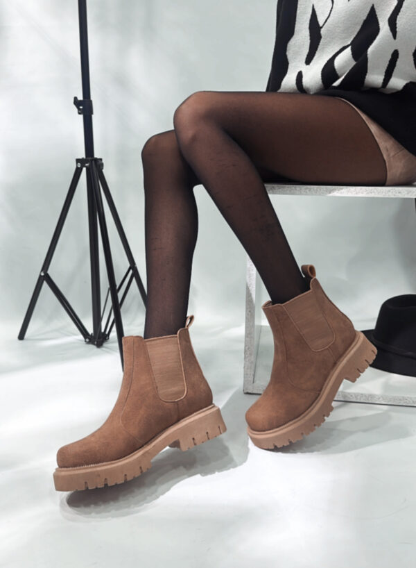 BORCEGO YENIN ART52 CAMEL