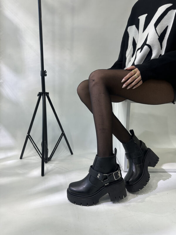 BOTA RUFUS