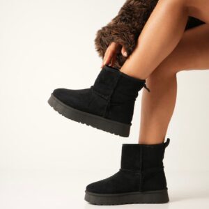 PANTUBOTA NEGRA